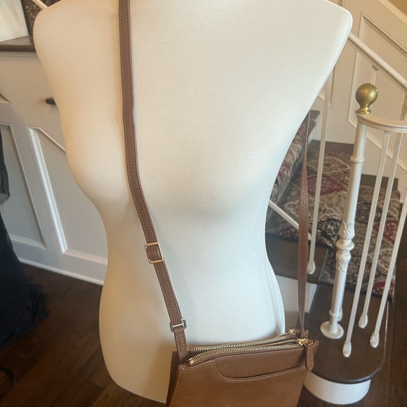 Radley London tan / brown crossbody purse 9” x 6” - Picture 10 of 10